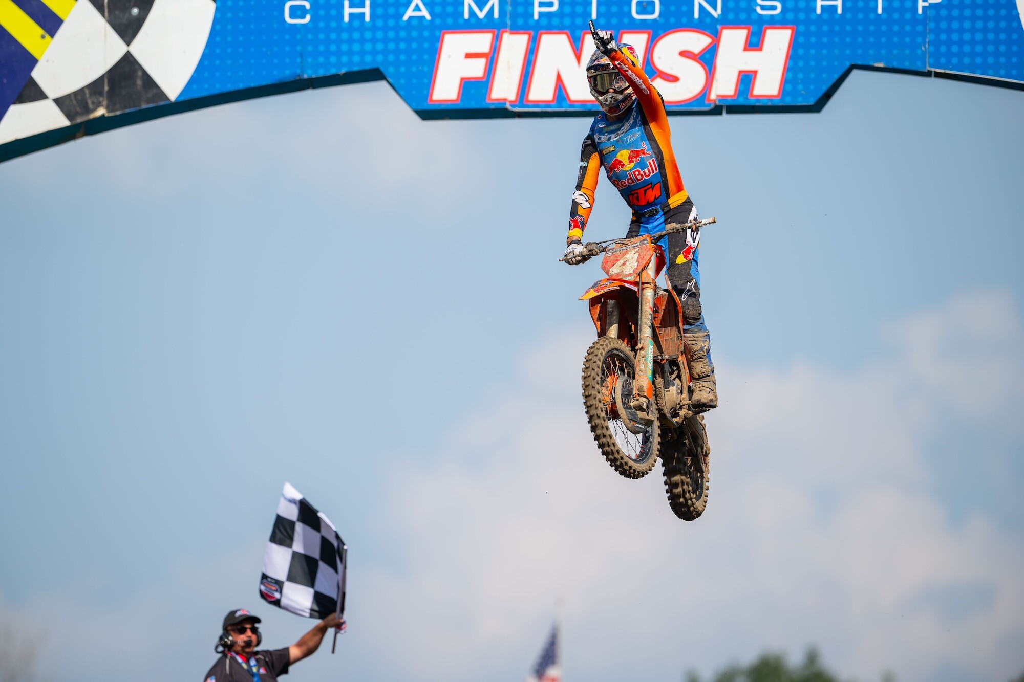 Coming off a runner-up finish in Supercross, Chase Sexton will carry the #1 plate as the defending 450 Class Champion in Pro Motocross.