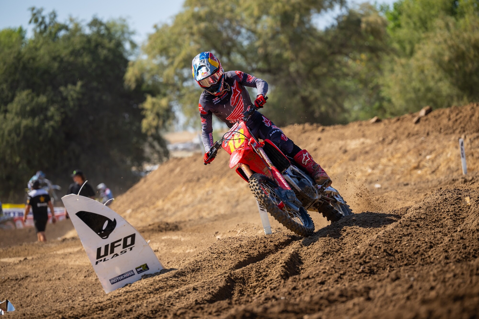 Team Honda HRC Progressive's Jett Lawrence brings a three-race winning streak and 25-point lead into High Point, where he is undefeated in the 450 Class.