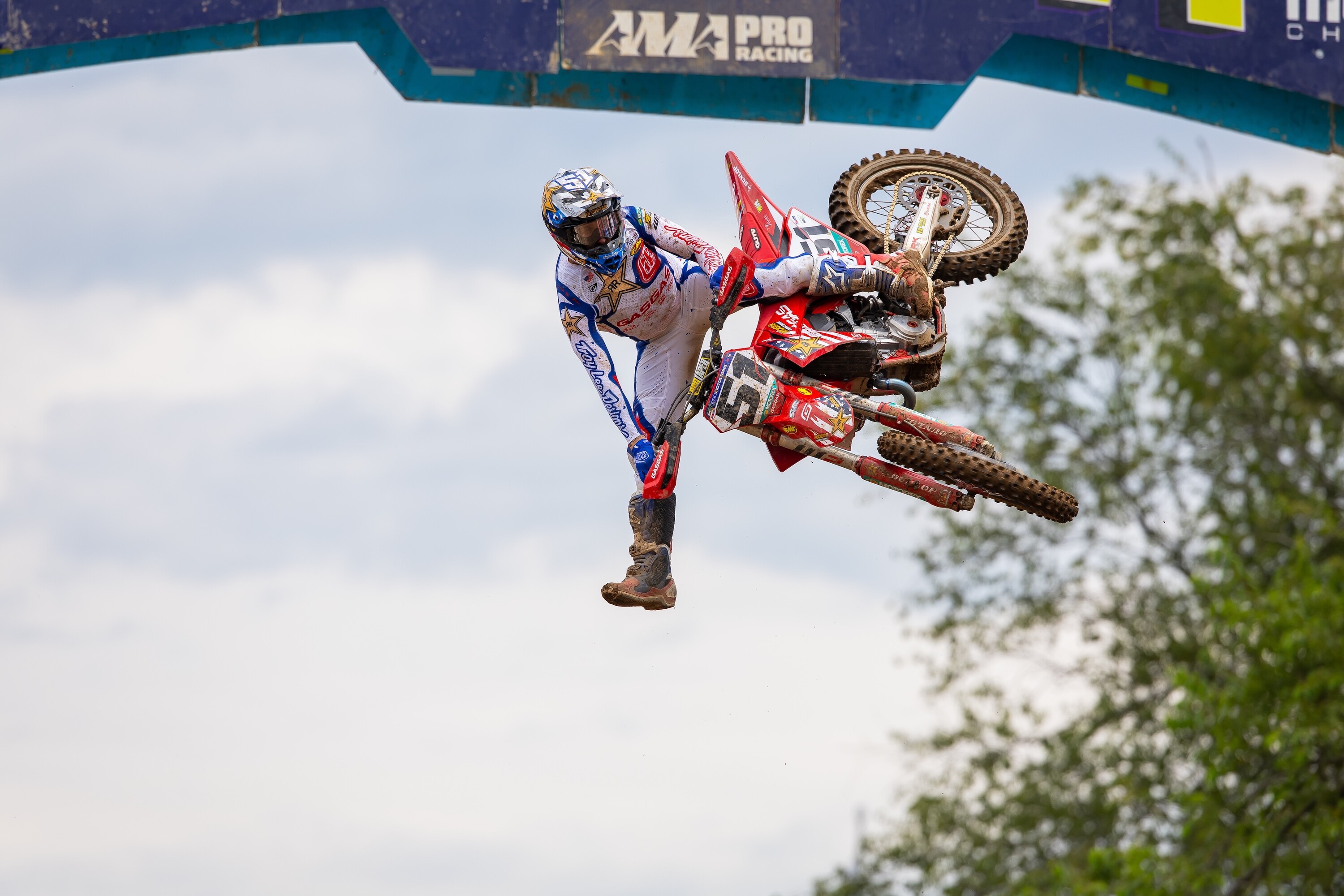 Barcia_AlignMedia_MX25_RedBud_041