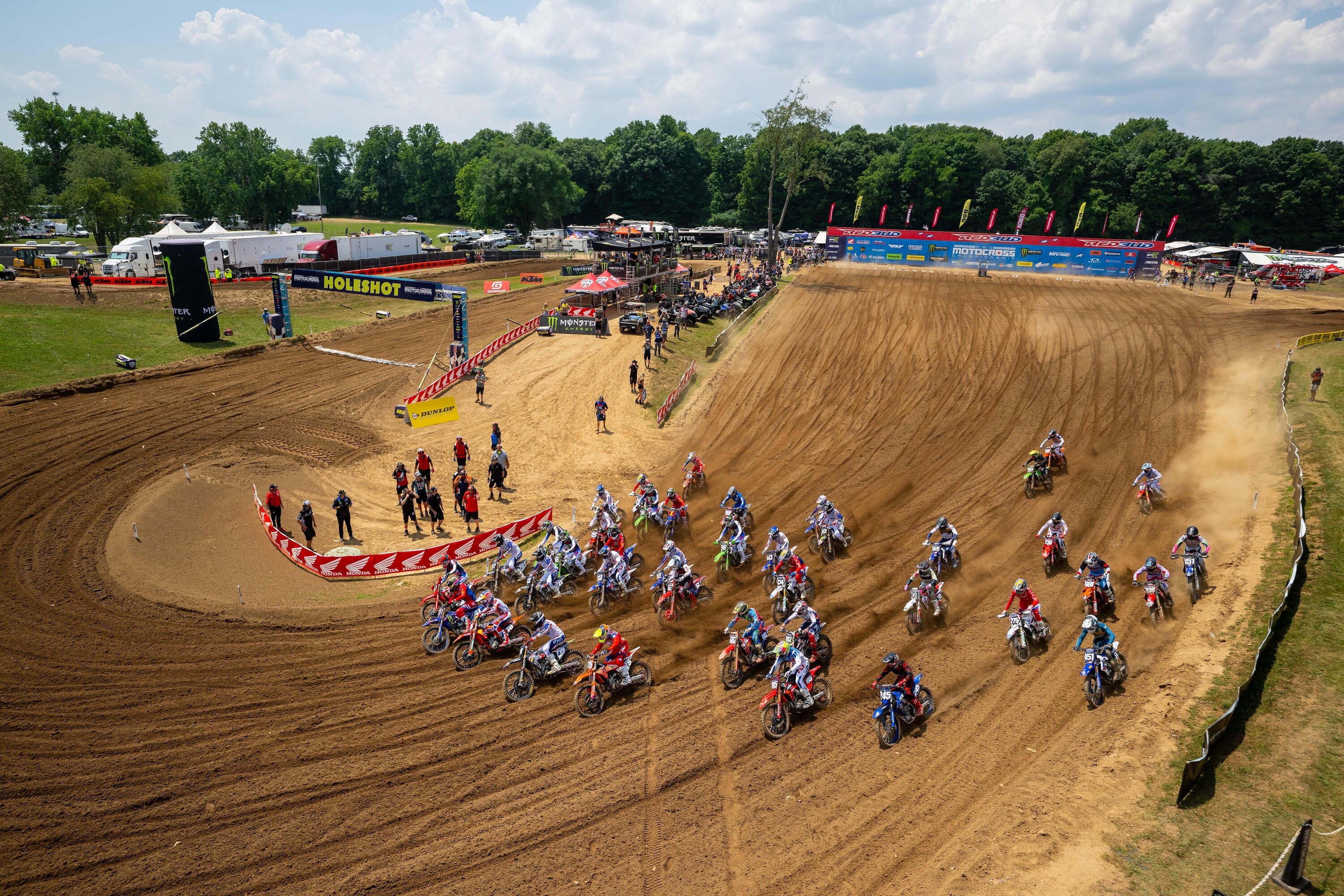 Starts_AlignMedia_MX25_RedBud_025