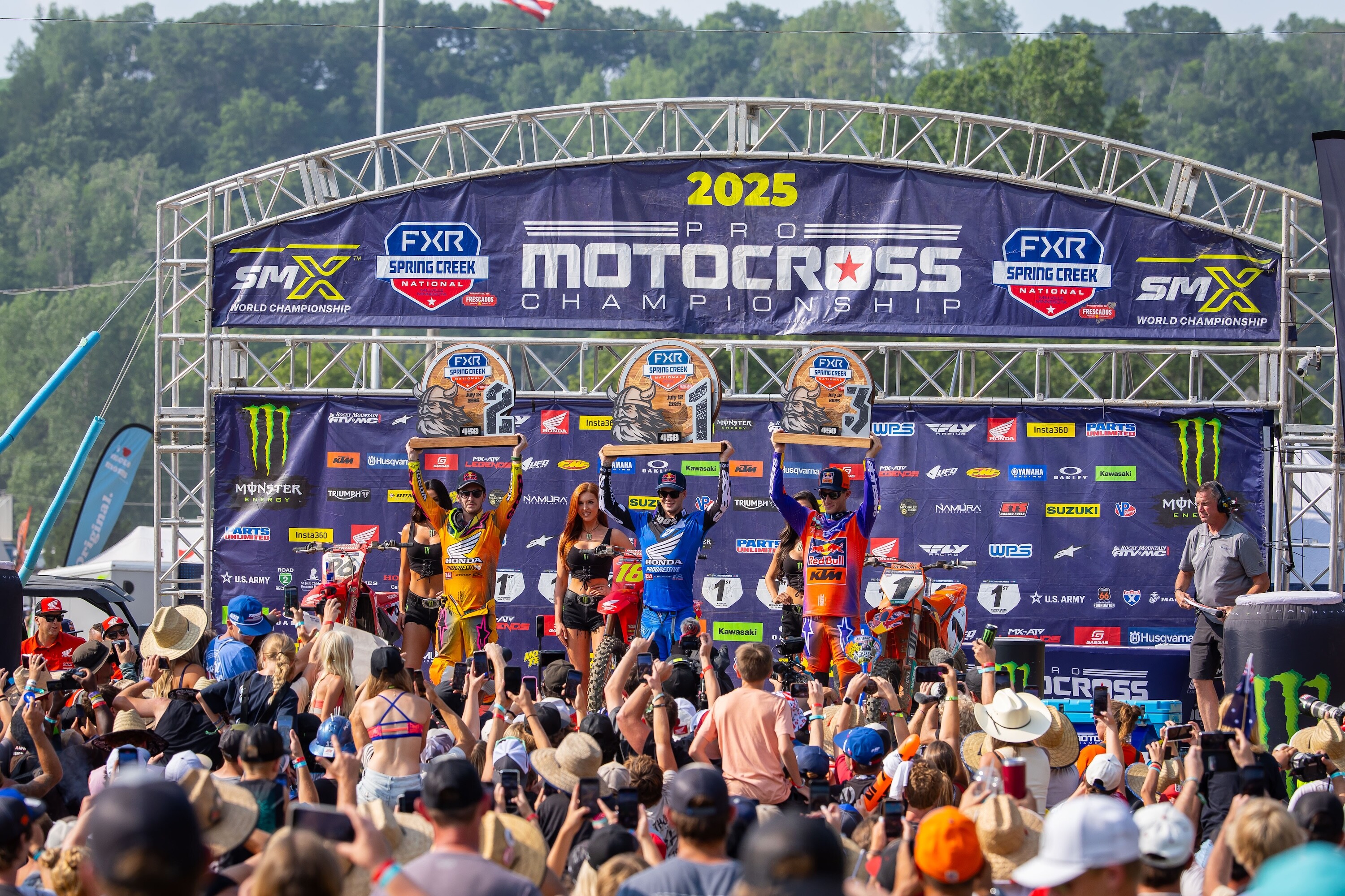 Podium_AlignMedia_MX25_SpringCreek_008